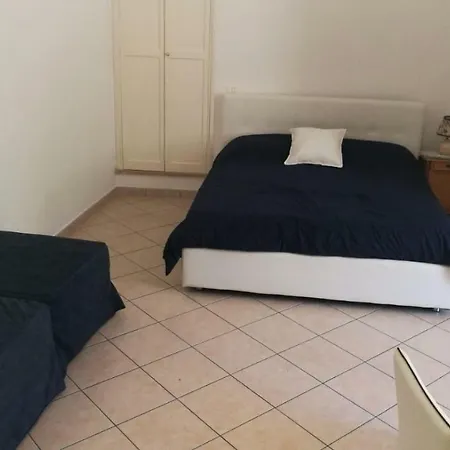 La Lampara Apartment *